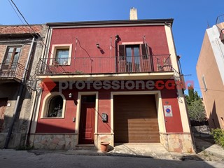 Casa Indipendente in Vendita a Merì, 220'000€, 280 m²