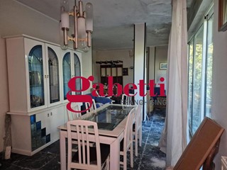 Villa in Vendita a Marcianise, 320'000€, 251 m²