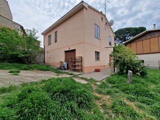 Casa Indipendente in Vendita a Lugnano in Teverina, 165'000€, 120 m², arredato, con Box