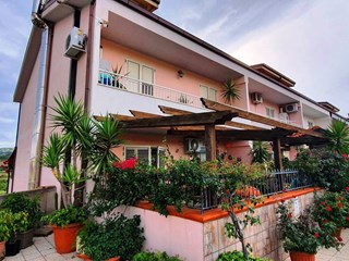 Villetta a schiera in Vendita a Satriano, 180'000€, 200 m²