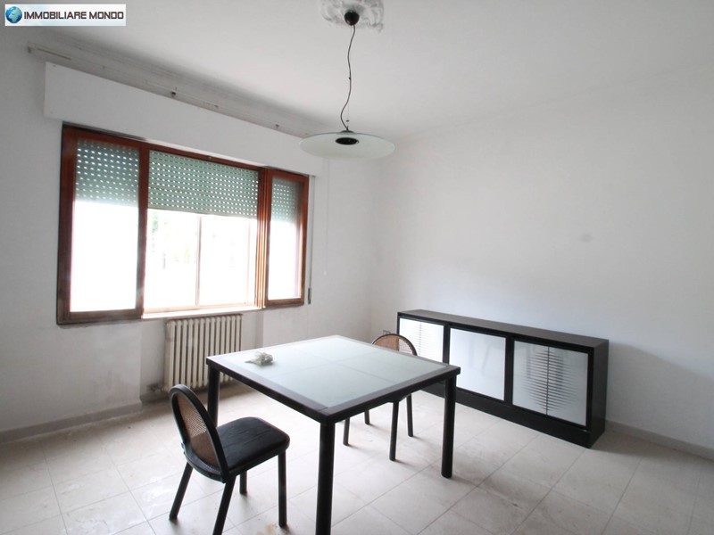 Quadrilocale in Vendita a Ururi, 25'000€, 100 m²