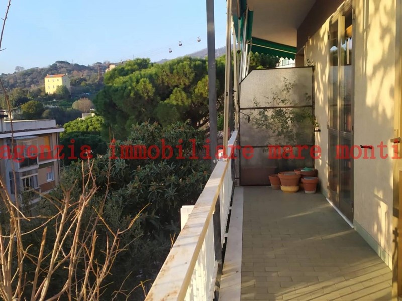 Appartamento in Vendita a Savona, zona La Rusca, 162'000€, 110 m²