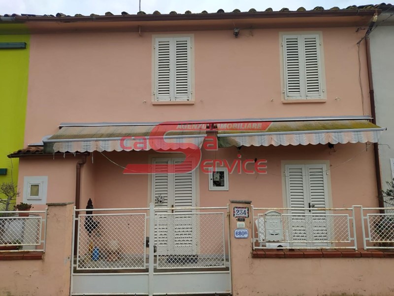Casa Indipendente in Vendita a Monsummano Terme, zona Pozzarello, 99'000€, 110 m², arredato