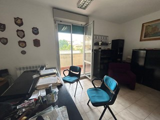 Ufficio in Affitto a Livorno, 500€, 45 m²