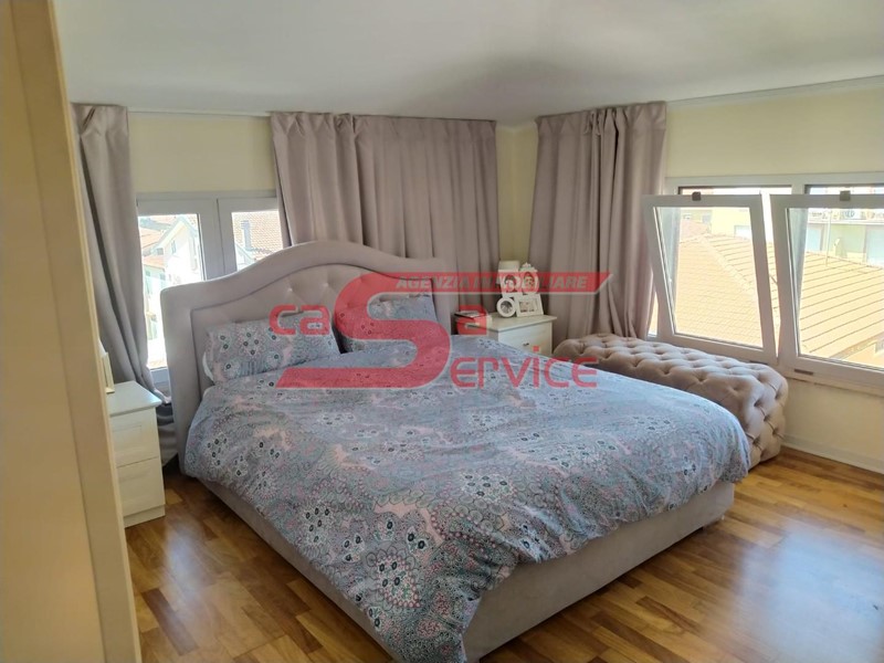 Attico in Vendita a Montecatini Terme, 240'000€, 115 m², arredato