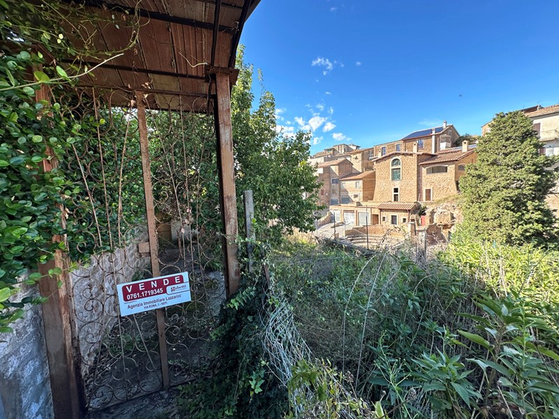 Magazzino in Vendita a Castel Sant'Elia, 15'000€, 30 m²