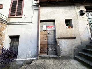 Magazzino in Vendita a Castel Sant'Elia, 8'000€, 15 m²