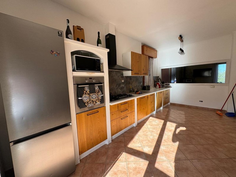 Appartamento in Vendita a Maiolo, 150'000€, 188 m²