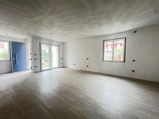 Casa Indipendente in Vendita a Brescia, 365'000€, 150 m², con Box