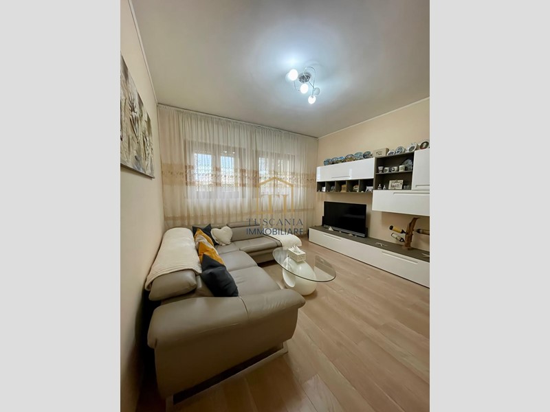 Quadrilocale in Vendita a Colle di Val D'Elsa, 185'000&euro;, 85 m²