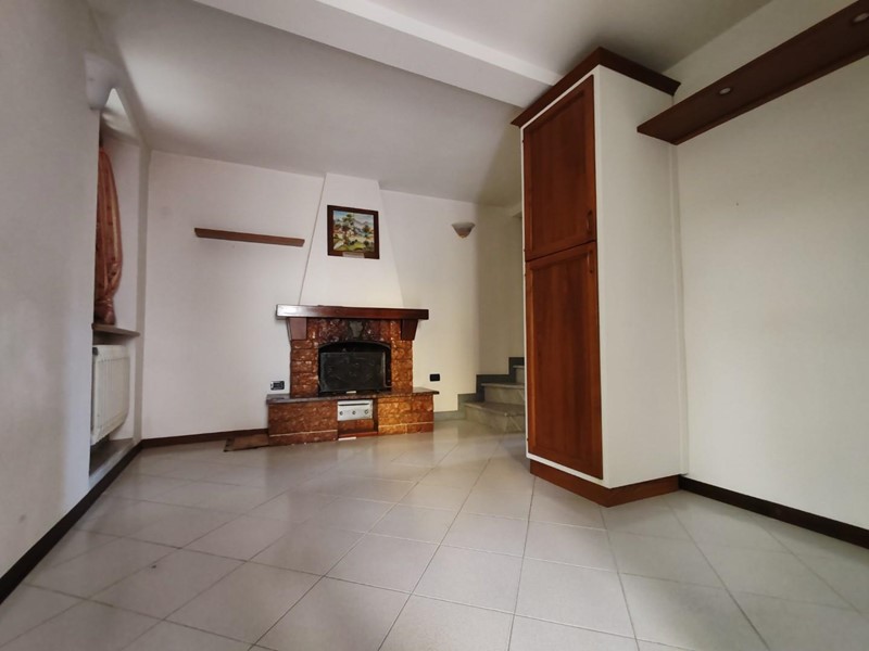 Casa Indipendente in Vendita a Massa, 219'000&euro;, 110 m²