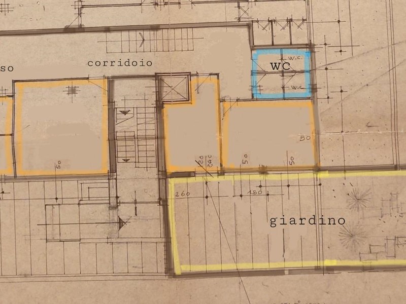 Appartamento in Vendita a Carrara, 400'000€, 319 m²