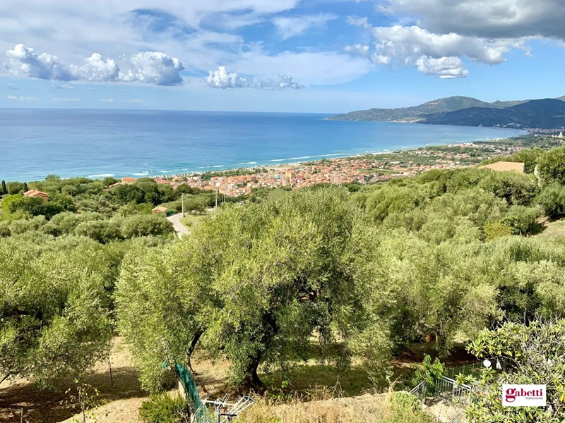 Quadrilocale in Vendita a Ascea, 85'000€, 90 m²