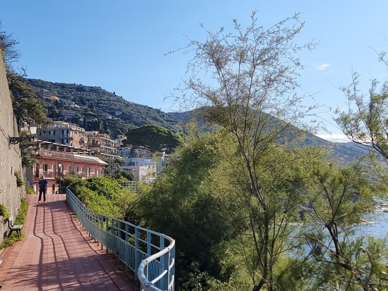 Bilocale in Vendita a Genova, zona Nervi, 185'000€, 40 m²