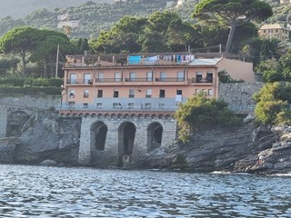 Bilocale in Vendita a Genova, zona Nervi, 185'000€, 40 m²