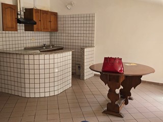 Appartamento in Vendita a Sassari, 68'000€, 90 m², arredato