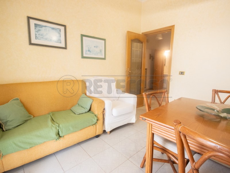 Trilocale in Vendita a Altamura, zona VIA DEI MILLE, 97'000€, 75 m²