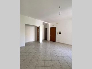 Trilocale in Vendita a Reggio Calabria, 100'000€, 110 m²