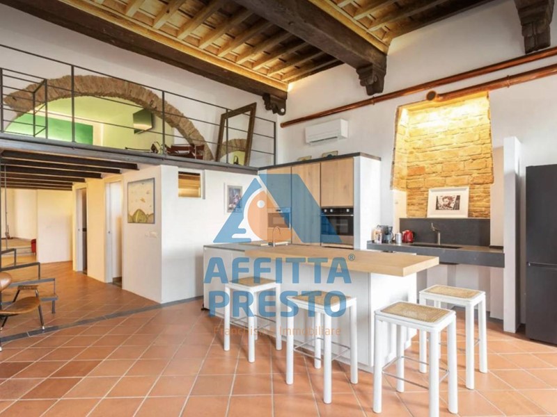 Trilocale in Affitto a San Miniato, 120 m², arredato