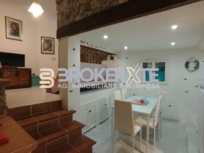 Monolocale in Vendita a Ameglia, 95'000&euro;, 40 m², arredato