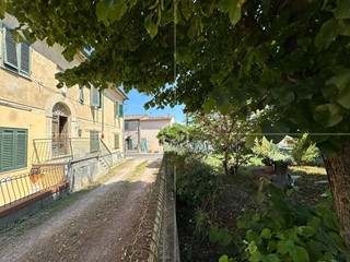 Quadrilocale in Vendita a Casciana Terme Lari, 115'000€, 105 m², arredato