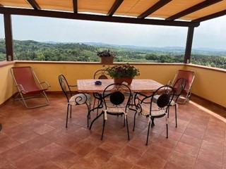 Casa Indipendente in Vendita a Palaia, zona Partino, 450'000€, 100 m²
