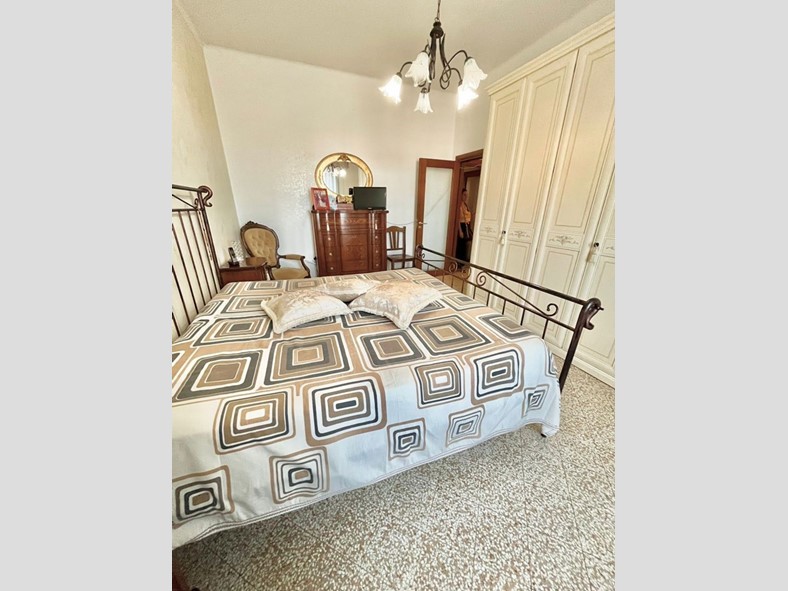 Quadrilocale in Vendita a Bari, 158'000€, 127 m²