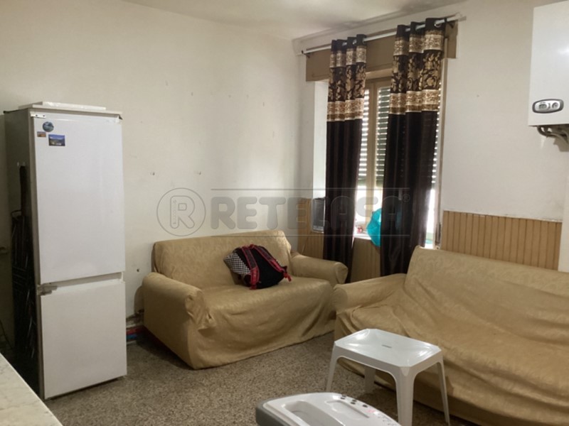 Casa Semi Indipendente in Vendita a Montebello Vicentino, 80'000€, 134 m²