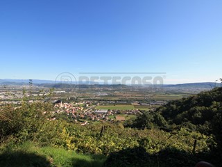 Rustico in Vendita a Montorso Vicentino, 50'000&euro;, 140 m²