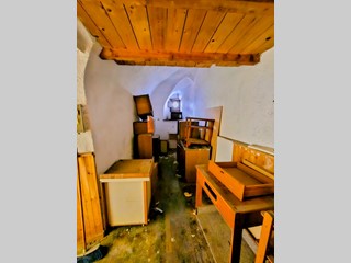 Immobile commerciale in Vendita a Savona, 12'500€, 14 m²