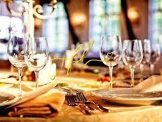 Attività commerciale in Vendita a Cecina, 130'000€, 150 m²