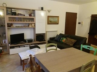 Quadrilocale in Vendita a Fosdinovo, zona Caniparola, 175'000€, 75 m²