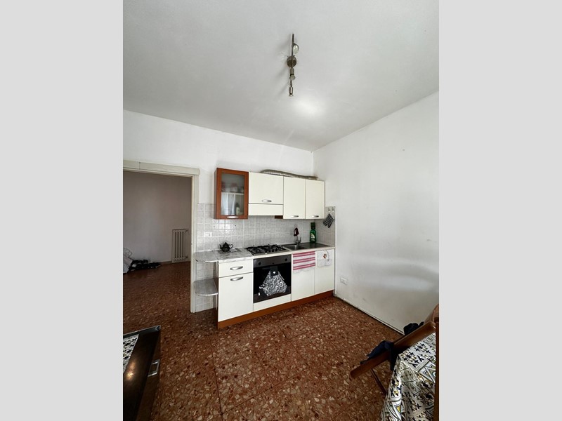 Trilocale in Affitto a Ponsacco, 1'200€, 80 m², arredato