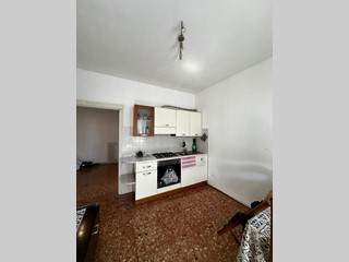 Trilocale in Affitto a Ponsacco, 1'200€, 80 m², arredato