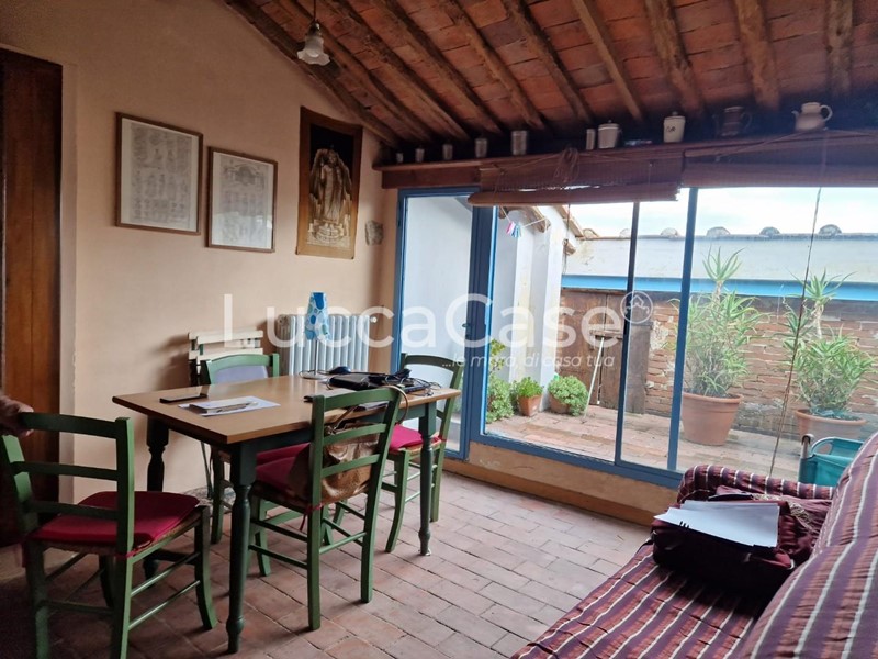 Casa Indipendente in Vendita a Capannori, zona Castelvecchio, 130'000€, 130 m², arredato