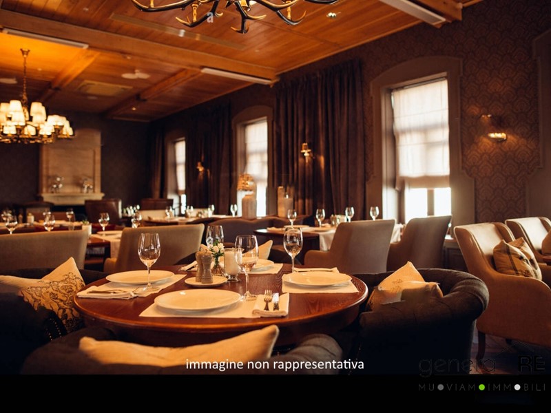 Negozio in Vendita a Pescara, 155'000&euro;, 230 m²