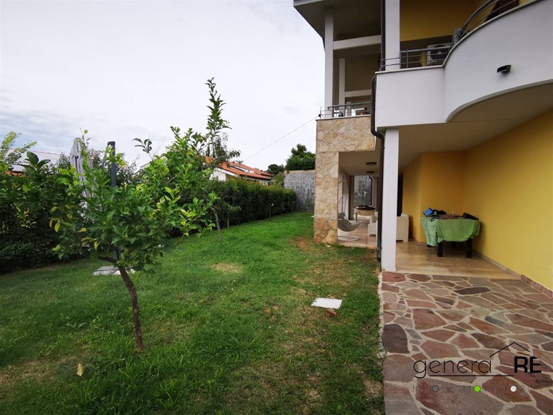 Villa in Vendita a Pescara, 550'000€, 285 m²