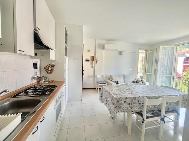 Trilocale in Vendita a Ameglia, 165'000&euro;, 75 m², arredato