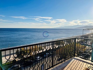 Quadrilocale in Vendita a Catanzaro, zona Lungomare, 240'000&euro;, 106 m²