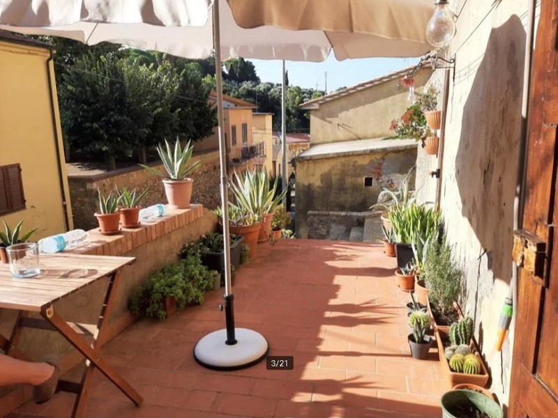 Casa Semi Indipendente in Vendita a Bibbona, 150'000€, 45 m², con Box