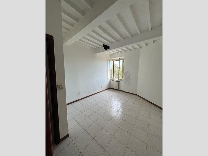 Trilocale in Vendita a Pisa, 129'000€, 40 m², arredato