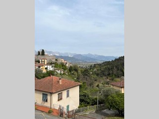 Villa bifamiliare in Vendita a Ameglia, 249'000&euro;, 138 m², arredato, con Box