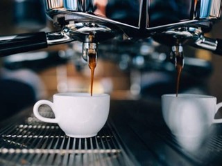 Attività commerciale in Vendita a Casciana Terme Lari, zona Perignano, 73'000€, 65 m²