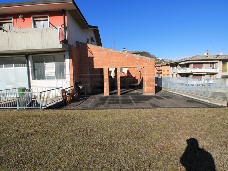 Casa Semi Indipendente in Vendita a Montorso Vicentino, 130'000€, , con Box