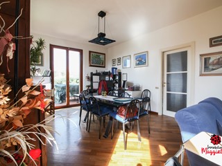 Appartamento in Vendita a Lerici, 630'000&euro;, 120 m²