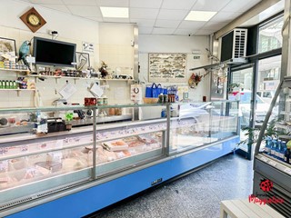 Attività commerciale in Vendita a La Spezia, 100 m²