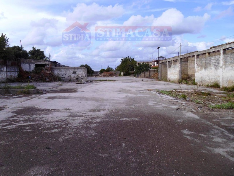 Terreno industriale in Vendita a Afragola, 430'000€, 3500 m²