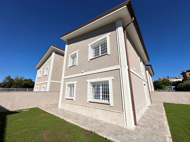 Appartamento in Vendita a Nepi, 155'000€, 75 m²