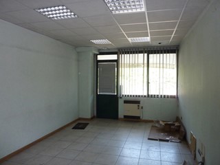 Capannone in Vendita a Treviso, 280'000€, 1000 m²