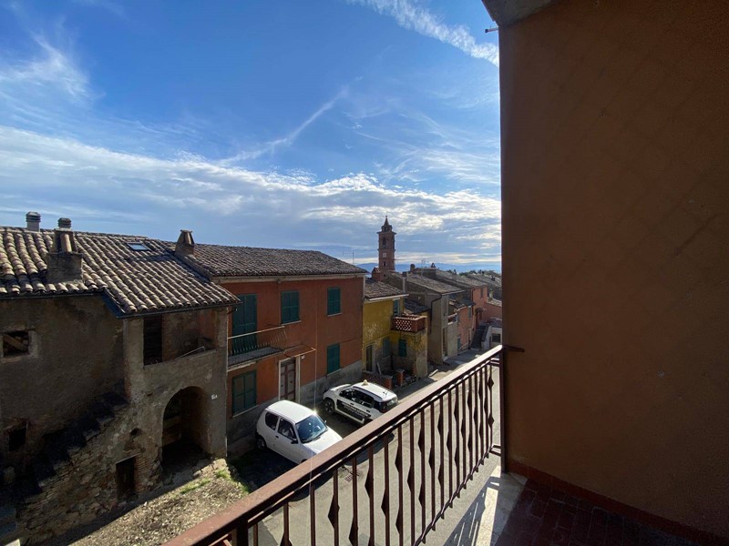 Quadrilocale in Vendita a Bagnoregio, zona Castel Cellesi, 50'000€, 125 m²